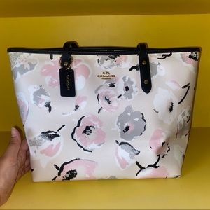 Coach tote bag